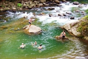 Family travel to Pacuare River