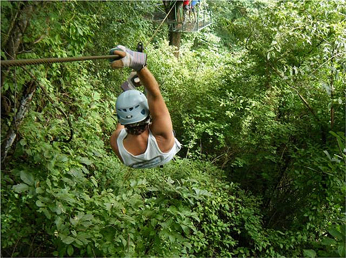 Canopy tour in Montezuma