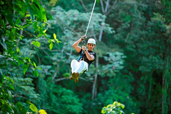 Canopy zip-line tour in Costa Rica