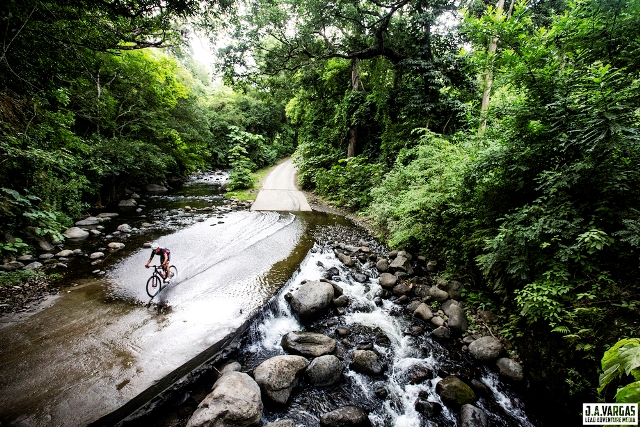Cycling Costa Rica amazing nature, image by Lead Adventure Media