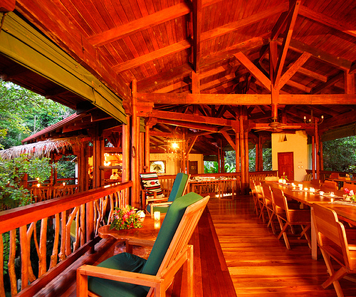 Dining in the tree canopy at Nicuesa Lodge