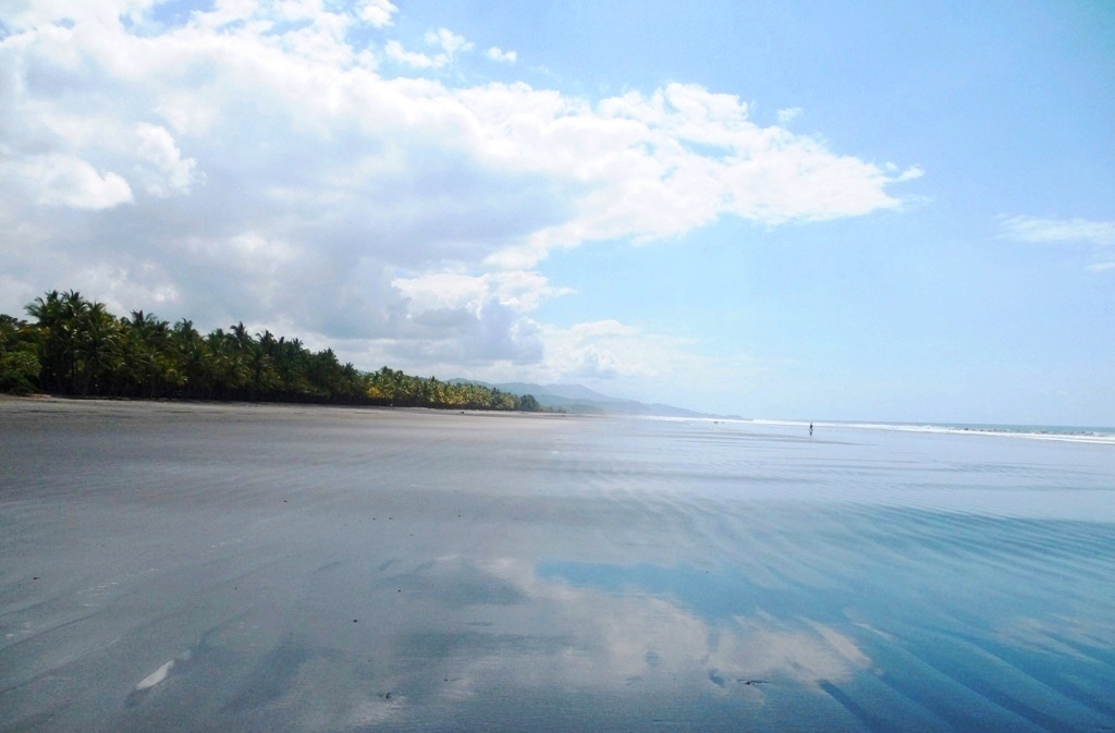 Playa Linda Costa Rica, image by Shannon Farley