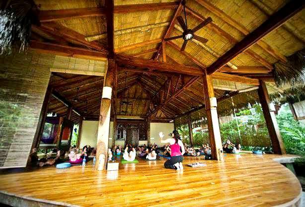 Yoga class at Pranamar Villas, Santa Teresa