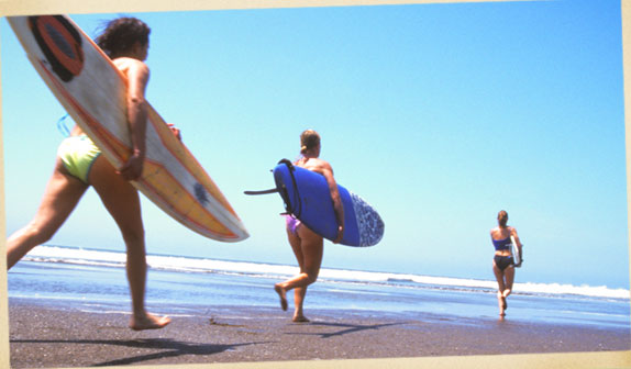 Women's surfing Santa Teresa Costa Rica