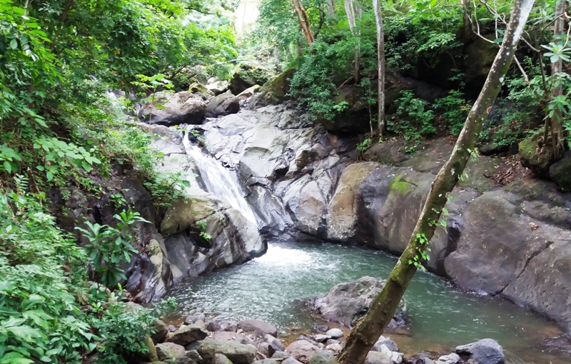 Las Minas Waterfalls by Atenas Costa Rica