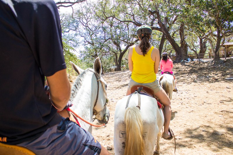Horse riding tours at Hacienda Guachipelin in Costa Rica