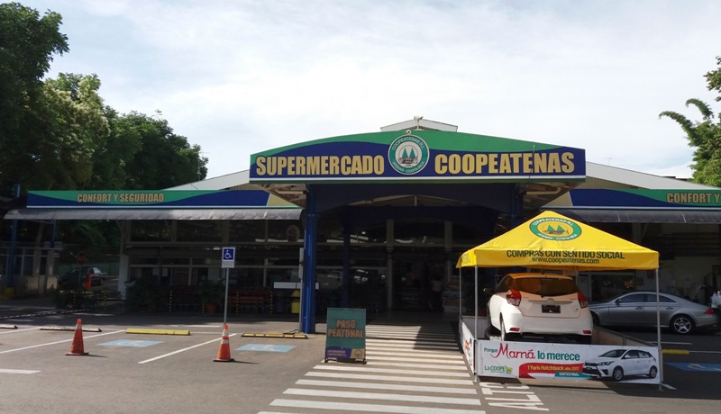 CoopeAtenas supermarket in Atenas Costa Rica