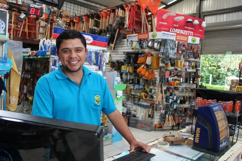 CoopeAtenas friendly business in Atenas Costa Rica