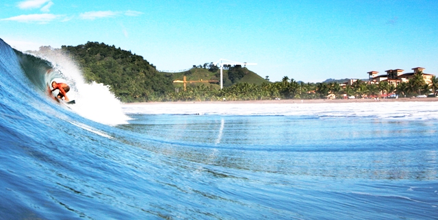 surfing-jaco-beach-costa-rica