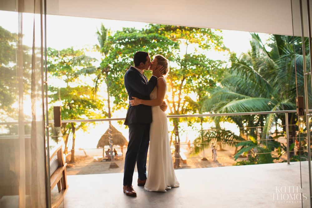 tropical weddings Santa Teresa costa rica Pranamar